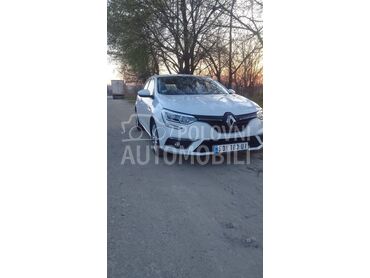Renault Megane 1.5 dci (može zamena), 9.850 €, 2019. Hečbek, Dizel | 1461 cm3, 210.000 km, 70kW (95 KS), Manuelni 6 brzina, 4/5 vrata, 5 sedišta, Novi Sad