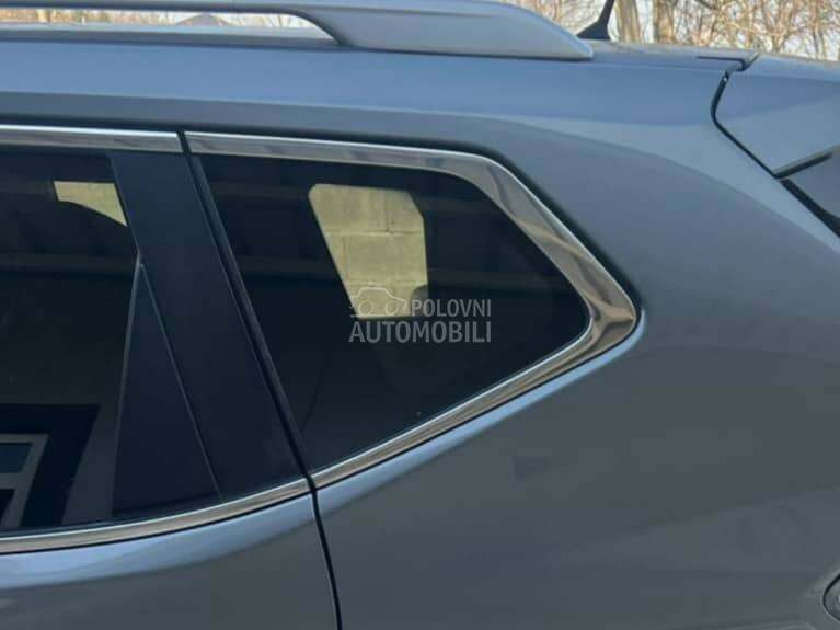 Staklo leptir zadnje levo za Nissan X-Trail od 2013. do 2022. god.