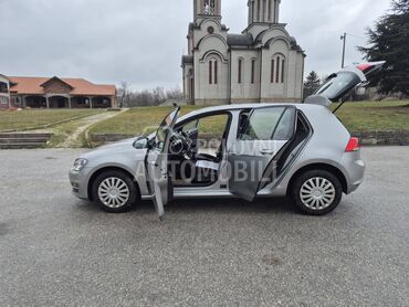 Volkswagen Golf 7 , 8.100 €, 2013. Hečbek, Dizel | 1598 cm3, 275.456 km, 66kW (90 KS), Manuelni 5 brzina, 4/5 vrata, 5 sedišta, Aranđelovac