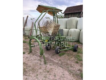 Stoll krone balerine više, 3.000 €, 2006. , Sakljupljači sena (grablje), Bajmok