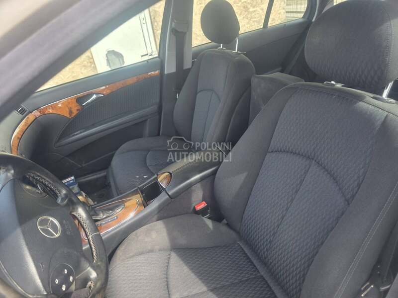 Enterijer W211 za Mercedes Benz E Klasa od 2002. do 2006. god.
