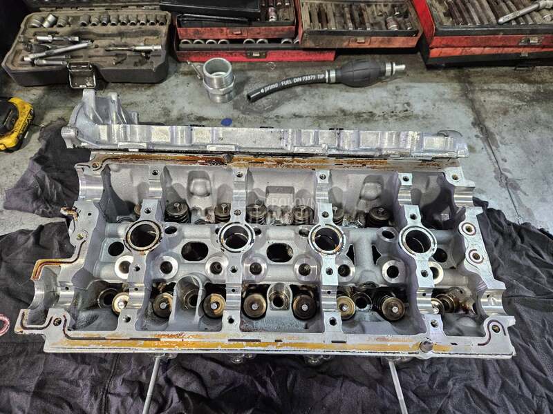 Glava motora 2.0TFSI za Volkswagen Golf 5, Golf 6, Passat B6