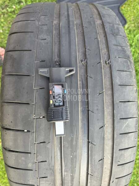 Dunlop 255/45 R19 Letnja