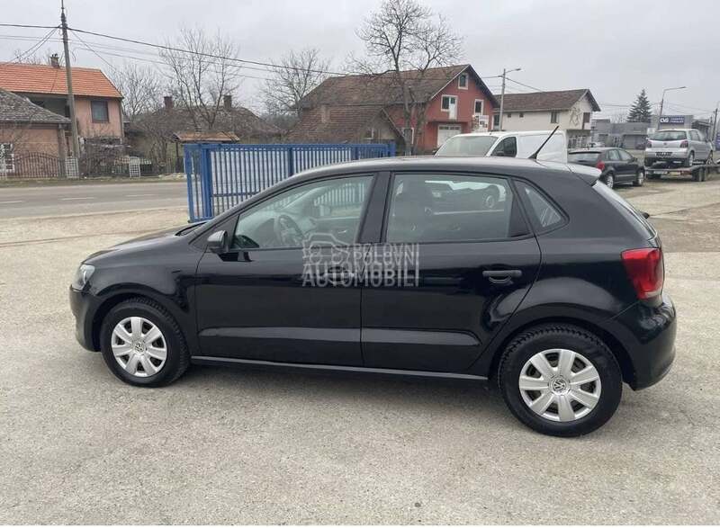 branik za Volkswagen Polo od 2002. do 2014. god.