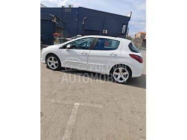 Peugeot 308 2.0 Hdi, 4.900 €, 2009. Hečbek, Dizel | 1997 cm3, 225.520 km, 100kW (136 KS), Manuelni 6 brzina, 4/5 vrata, 5 sedišta, Obrenovac
