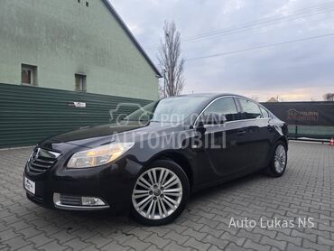 Opel Insignia 2.0 CDTI N.A.V.I, 5.995 €, 2012. Limuzina, Dizel | 1956 cm3, 171.000 km, 96kW (131 KS), Manuelni 6 brzina, 4/5 vrata, 5 sedišta, Novi Sad
