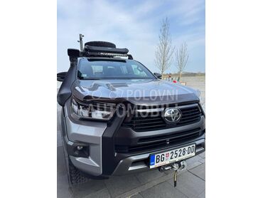 Toyota Hilux INVINCIBLE, 63.000 €, 2021. Pickup, Dizel | 2755 cm3, 67.000 km, 150kW (204 KS), Automatski / poluautomatski, 4/5 vrata, 5 sedišta, Beograd
