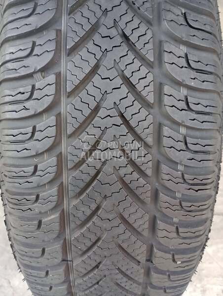 Kleber 215/65 R16 Zimska