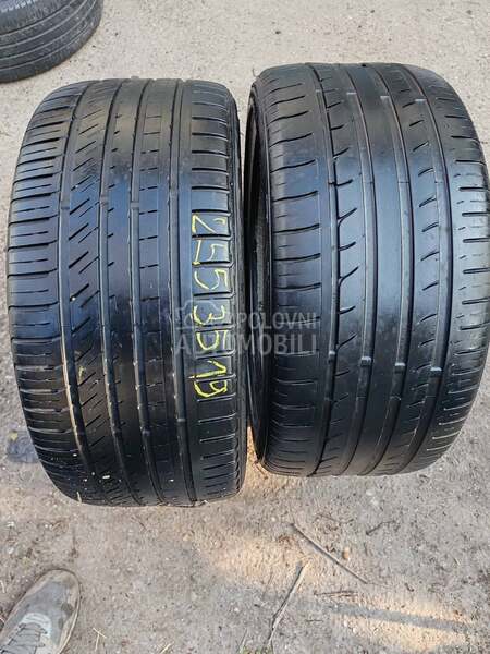 Goodride 255/35 R19 Letnja