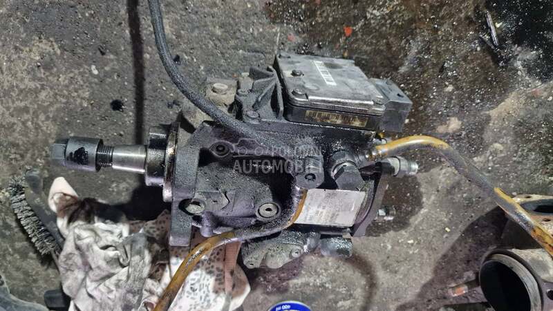 Bos pumpa e46 136ks za BMW 320d od 1999. do 2001. god.