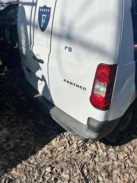 Enterijer, mehanika, pod za Peugeot Partner od 2008. do 2012. god.