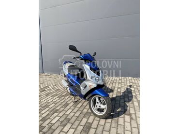 Peugeot Speedfight (može zamena), 899 €, 2006. , 100 cm3, 15.417 km, 6kW (8 KS), Scooter, Trstenik