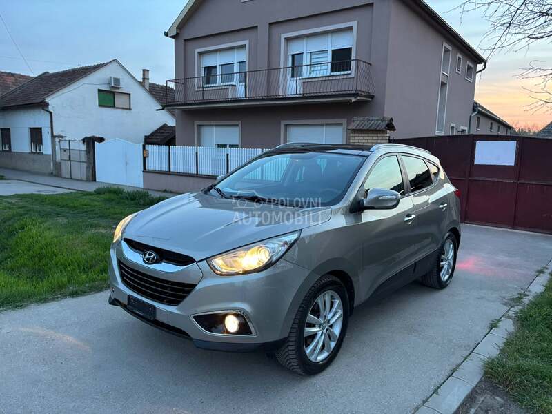 Hyundai ix35 (возможна замена)