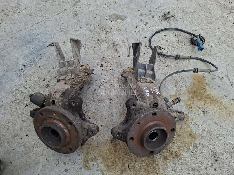 prednje glavcine za Peugeot 206