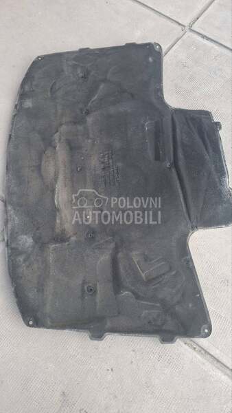Izolacija haube za BMW 520, 525, 530 od 1996. do 2003. god.