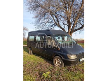 Ford Transit 100T300 (može zamena), 2.900 €, 2002. , 330.000 km, Putnički kombi, Dizel, 1998 cm3, Manuelni menjač, Paraćin