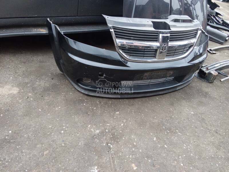 Branik prednji za Dodge Journey za 2009. god.