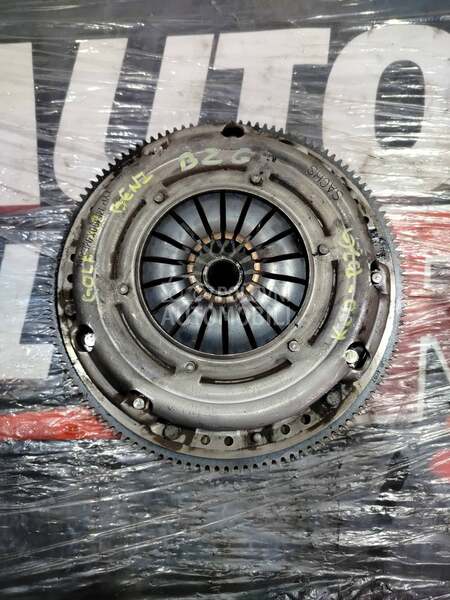 Set kvacila za Volkswagen Golf 6 od 2008. do 2012. god.