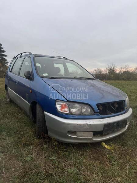 Toyota Picnic ATM 1998. god. -  kompletan auto u delovima