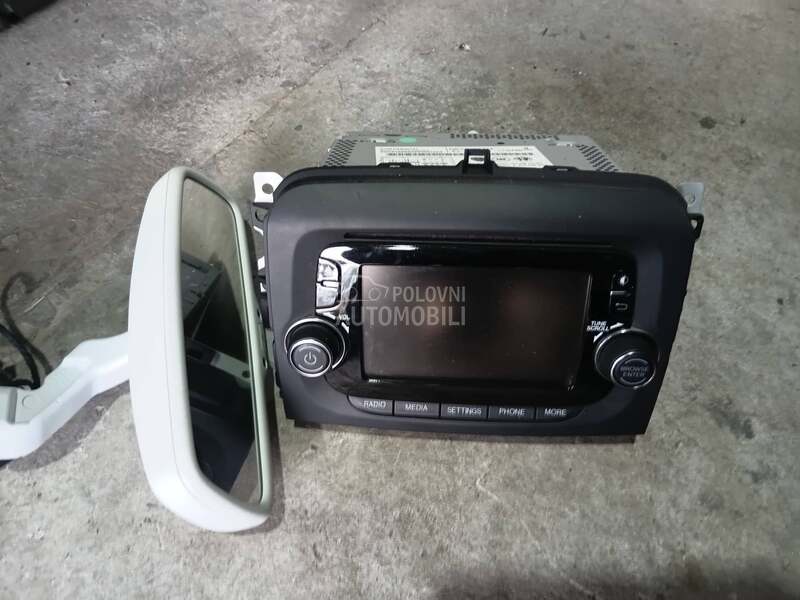 multimedija za Fiat 500L