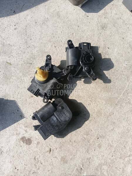 motorici klapni za Fiat 500L
