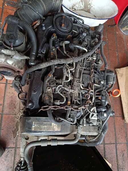MOTOR 2.0CR za Škoda Superb od 2009. do 2014. god.