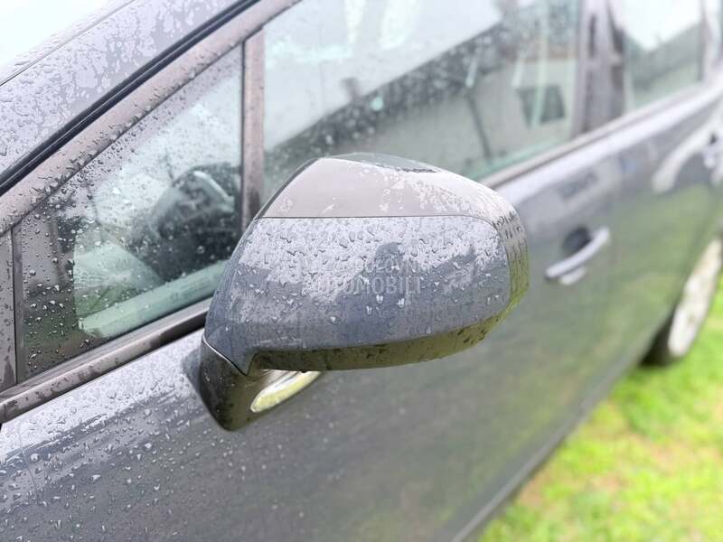 Levi retrovizor KTGA za Peugeot 3008, 5008