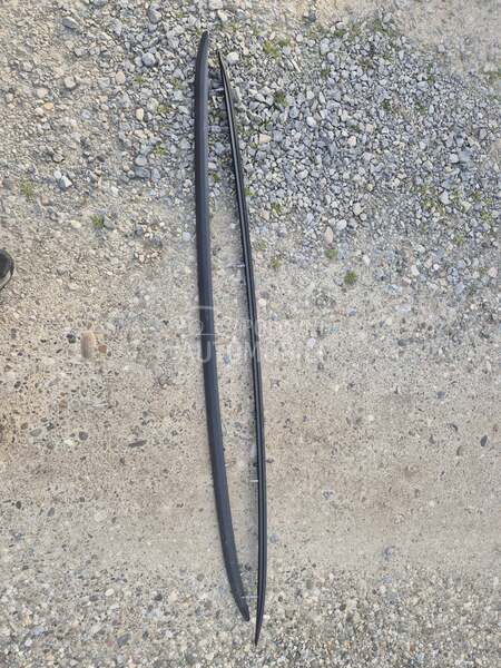 Krovni nosaci a4 b9 za Audi A4