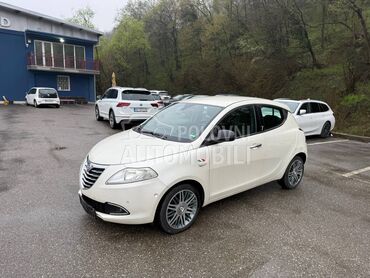 Lancia Ypsilon 0.9 twin air, 4.850 €, 2011. Limuzina, Benzin | 875 cm3, 174.000 km, 63kW (86 KS), Manuelni 5 brzina, 4/5 vrata, 5 sedišta, Beograd