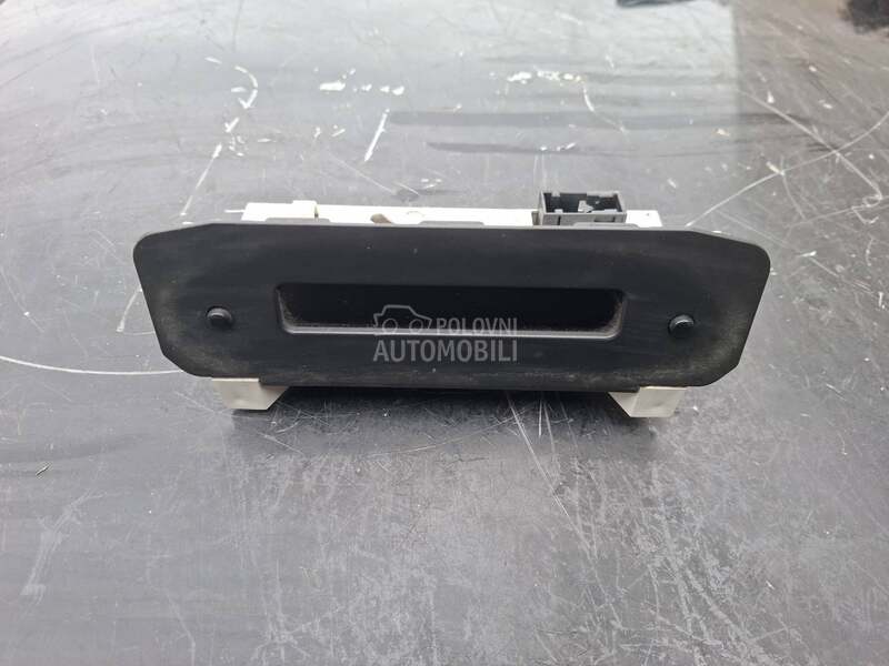 displej za Peugeot 206