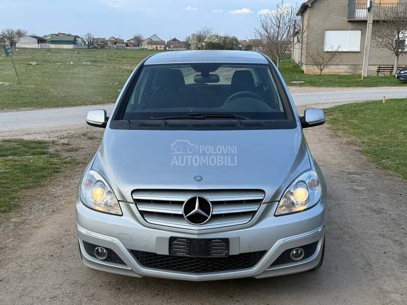 Mercedes Benz B 180 w245 2008. god. -  kompletan auto u delovima