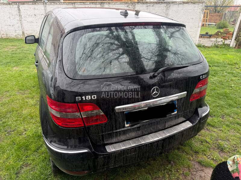 gepek vrata za Mercedes Benz B Klasa od 2006. do 2011. god.