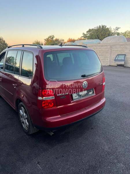 Volkswagen Touran 2.0 metan 2003. god. -  kompletan auto u delovima