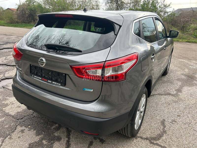 Nissan Qashqai 2015 photo 5