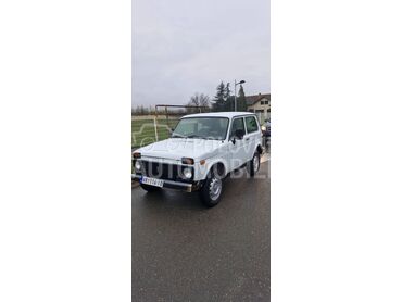 Lada Niva 1.7i, 1.900 €, 2003. Džip/SUV, Benzin | 1690 cm3, 172.000 km, 60kW (82 KS), Manuelni 5 brzina, 2/3 vrata, 4 sedišta, Zabrega
