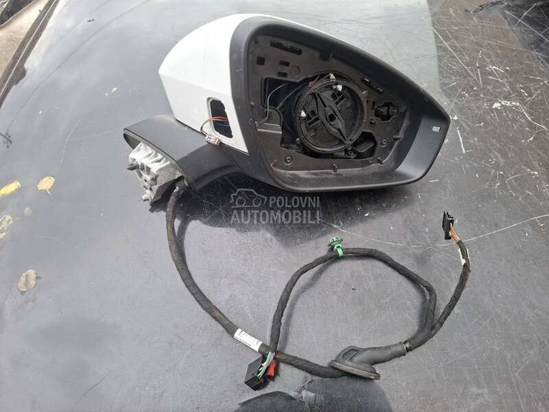 desni retrovizor za Volkswagen ID.4