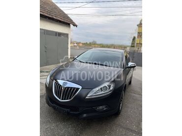 Lancia Delta , 4.100 €, 2010. Hečbek, Benzin | 1368 cm3, 185.000 km, 88kW (120 KS), Manuelni 6 brzina, 4/5 vrata, 5 sedišta, Novi Beograd