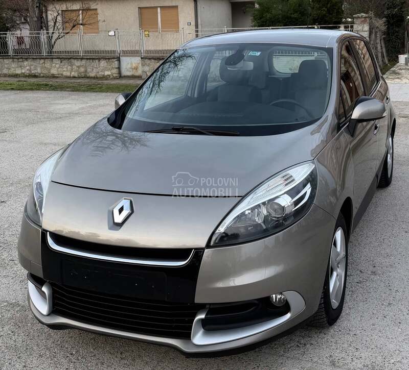 Renault Scenic 2013 photo 4