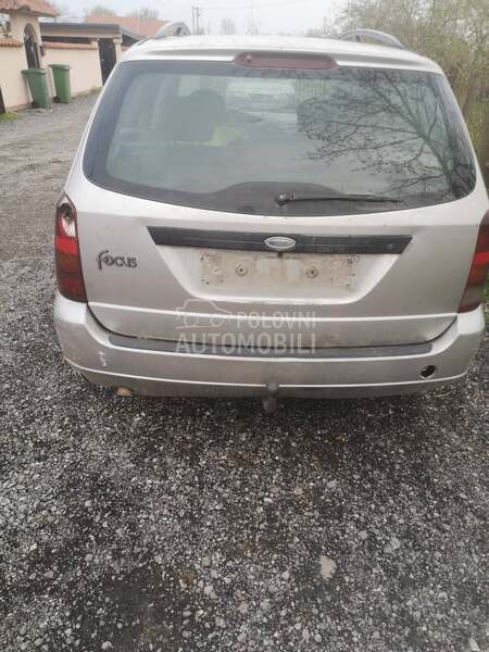 Ford Focus -  kompletan auto u delovima