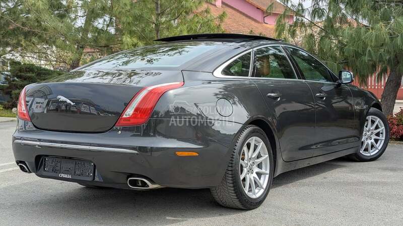 Jaguar Xj 2012 photo 5