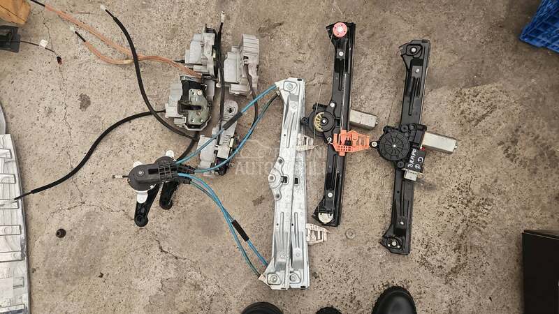 PODIZAC STAKLA PROZORA za Fiat Bravo