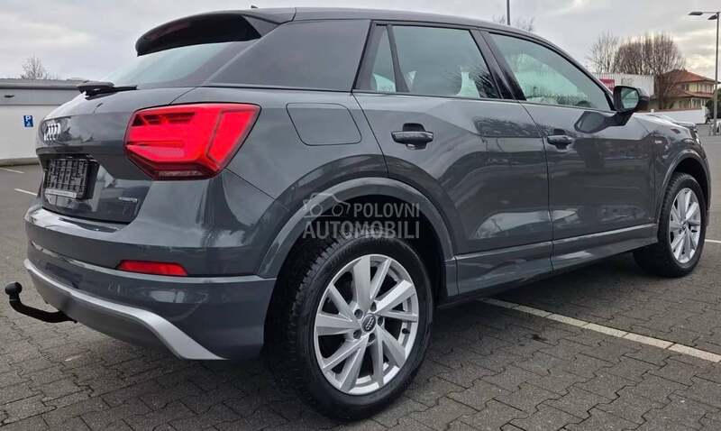 brava u gepek vratima za Audi Q2 od 2017. do 2022. god.