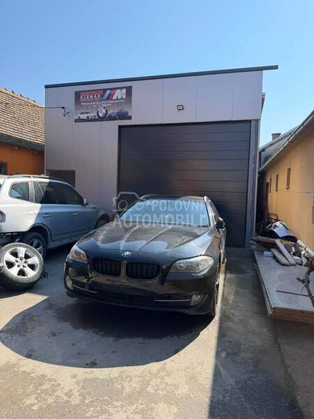 BMW 520 F11 2013. god. -  kompletan auto u delovima