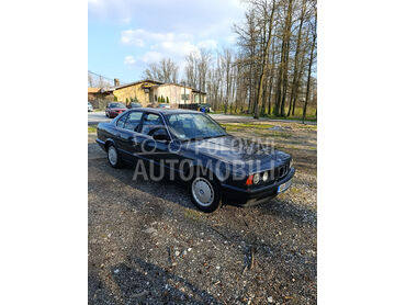 BMW 518 e34 520i M50b20, 3.500 €, 1992. Limuzina, Benzin + Gas (TNG) | 2000 cm3, 252.000 km, 110kW (150 KS), Manuelni 5 brzina, 4/5 vrata, 5 sedišta, Beograd