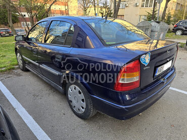 Opel Astra G DTI Isusu 1.god.reg., 1.300 €, 2000. Limuzina, Dizel | 1686 cm3, 300.760 km, 55kW (75 KS), Manuelni 5 brzina, 4/5 vrata, 5 sedišta, Kragujevac