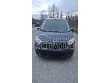 Ford Tourneo Courier ecoboost, 5.099 €, 2017. Monovolumen (MiniVan), Benzin | 998 cm3, 157.000 km, 74kW (101 KS), Manuelni 5 brzina, 4/5 vrata, 5 sedišta, Petrovac Na Mlavi