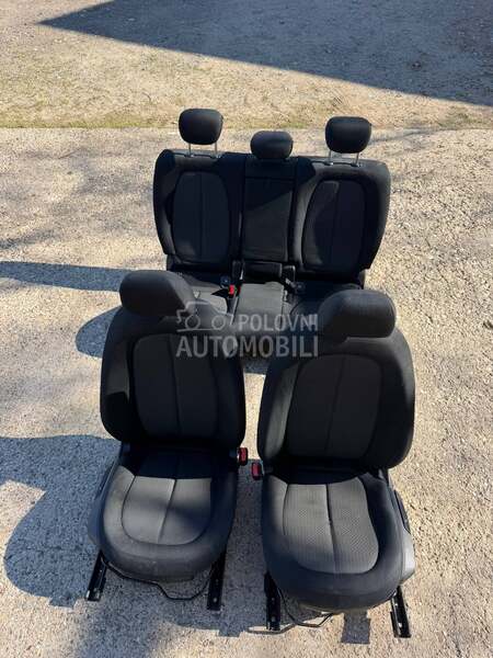 enterijer sedista tapaciri za BMW X1