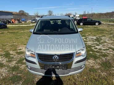 Volkswagen Touran , 4.300 €, 2008. Monovolumen (MiniVan), Dizel | 1896 cm3, 255.000 km, 77kW (105 KS), Manuelni 6 brzina, 4/5 vrata, 5 sedišta, Kragujevac