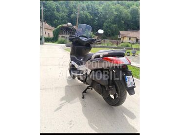 Yamaha XMAX (može zamena), 1.800 €, 2006. , 250 cm3, 30.000 km, 11kW (15 KS), Scooter, Miloševo