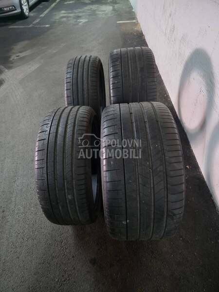 Pirelli 245/35 R20 Letnja